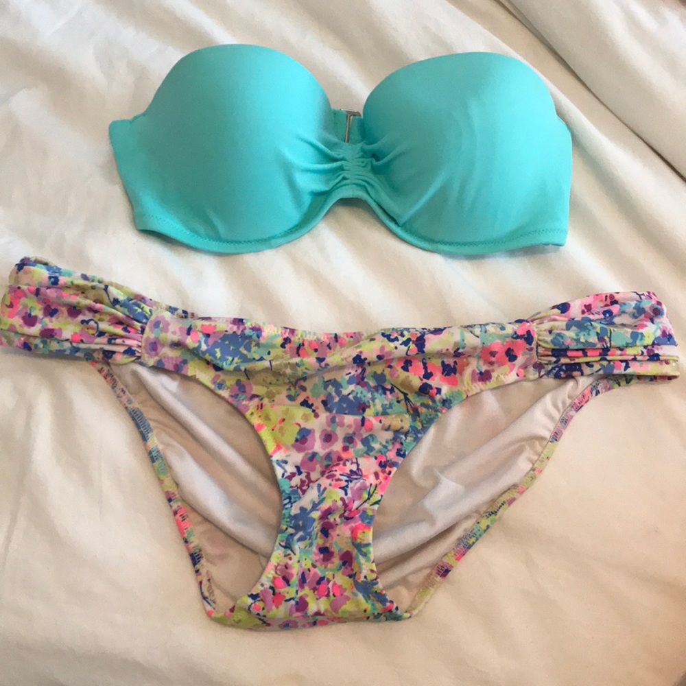 Victoria’s Secret pushup top & metallic bottoms S